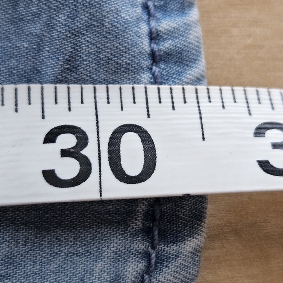 J. Jill Light Wash Cotton Long Sleeve Denim Button Up Tunic Shirt Size Large - Picture 8 of 12